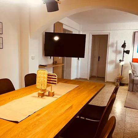 Boliches, Pax6, Wifi And Pool Apartment